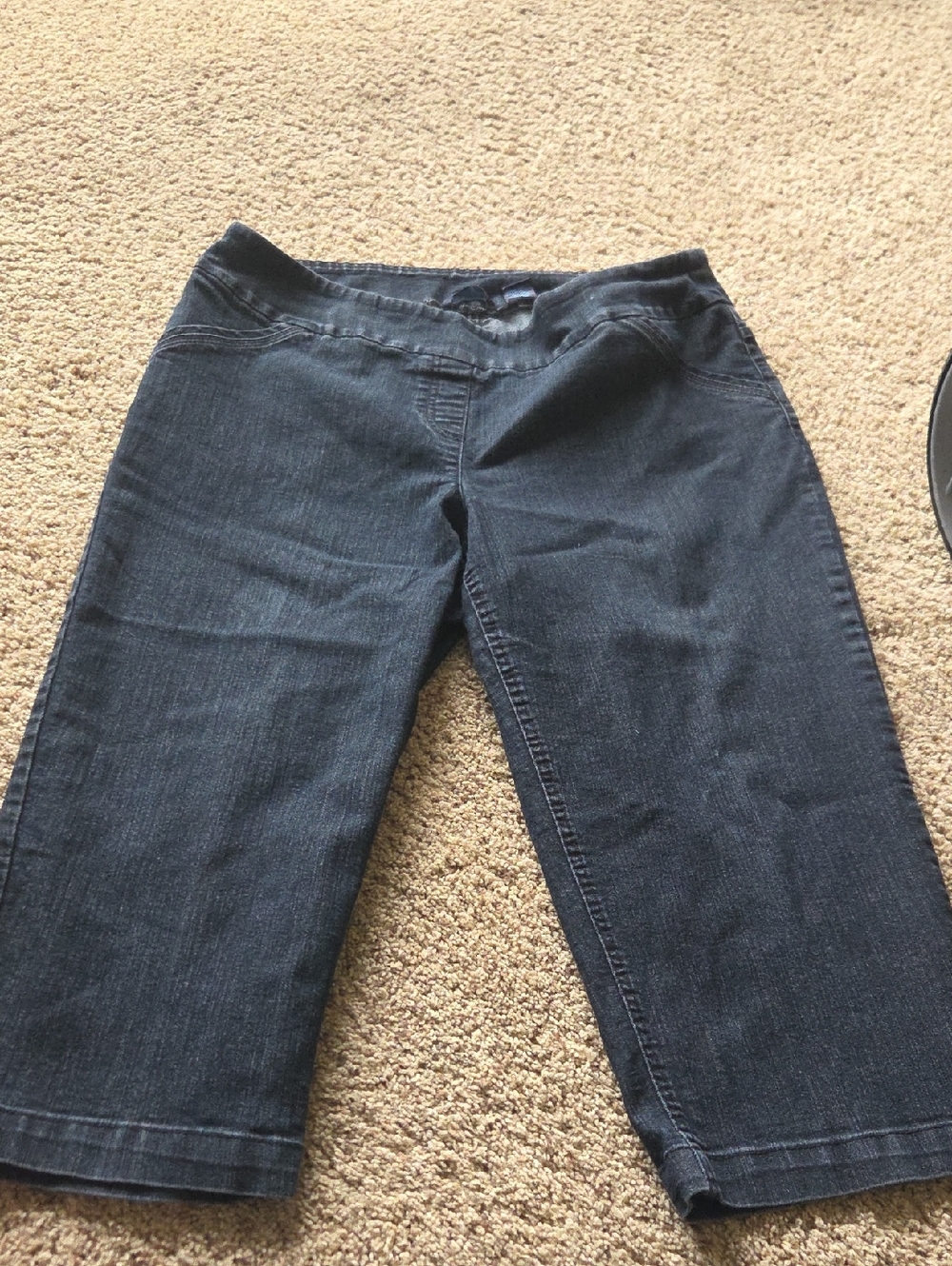 Westbound Black  Cropped Capri Jeans